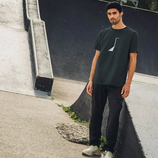 Man wearing a dark gray geometrical t-shirt