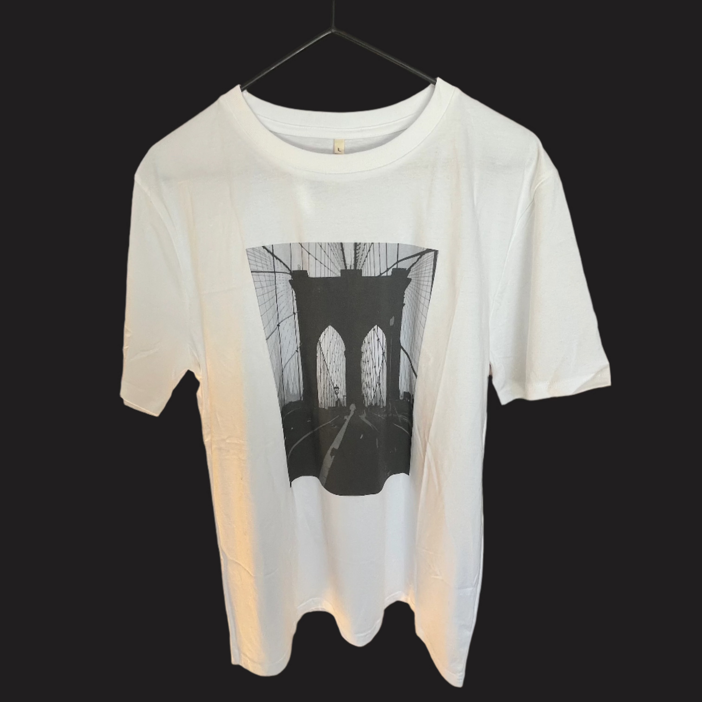 Men's Organic Cotton Graphic Tee - Brooklyn Bridge