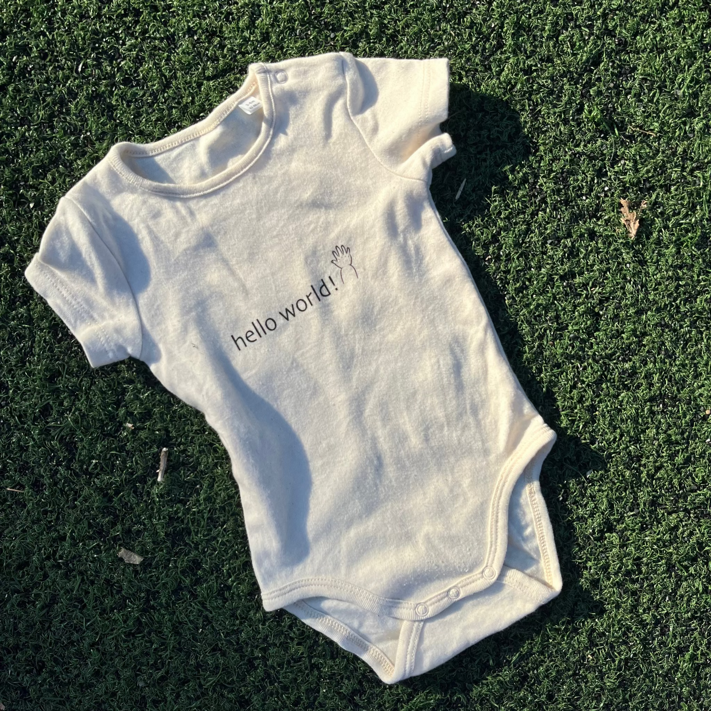 organic cotton baby bodysuit